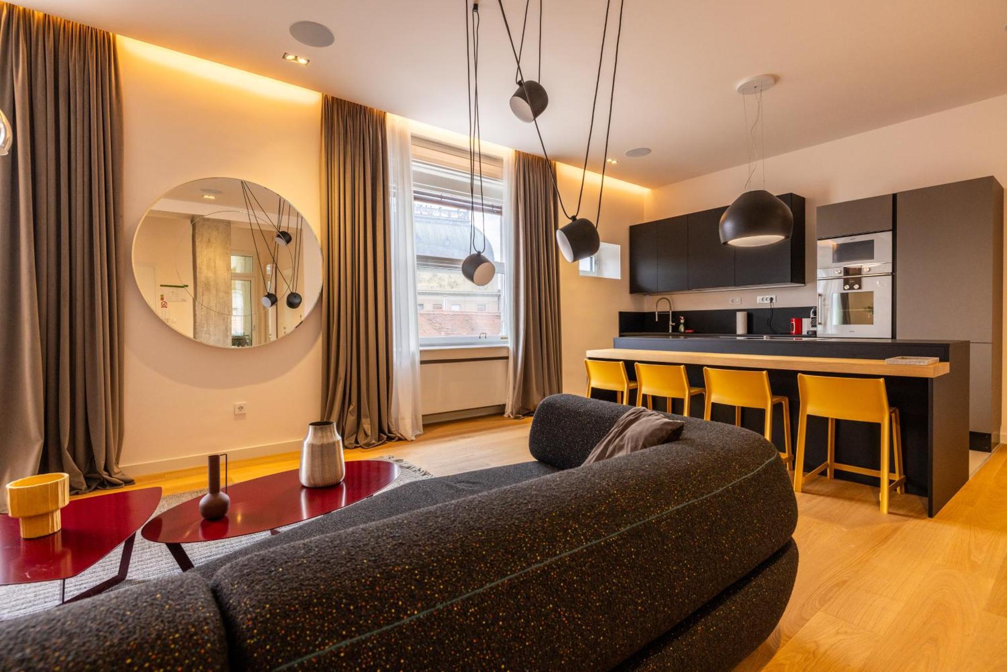 Main Square Luxury Apartment View Central Residence Zagreb Exterior photo